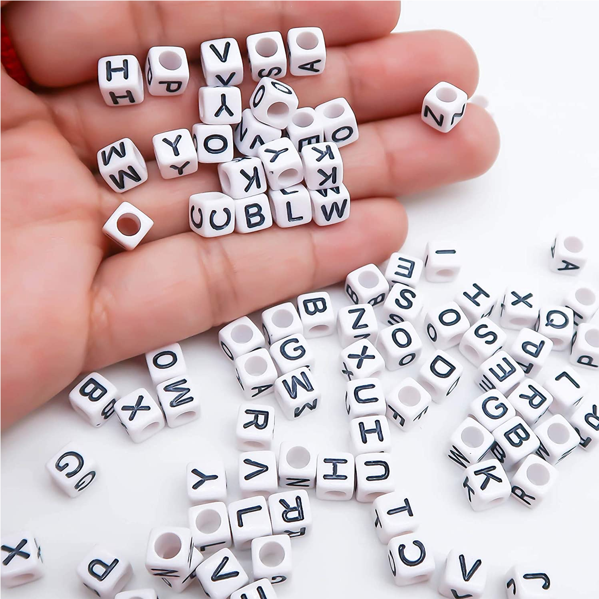 800 Pieces White Letter Beads Cube Alphabet A-Z 6X6 mm For Jewelry