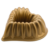 Love Bundt pan Aluminium Cake Mold Non-Stick Cake Pan Gold (Size: 28CMx27CMx10CM) - LIFE SMILE