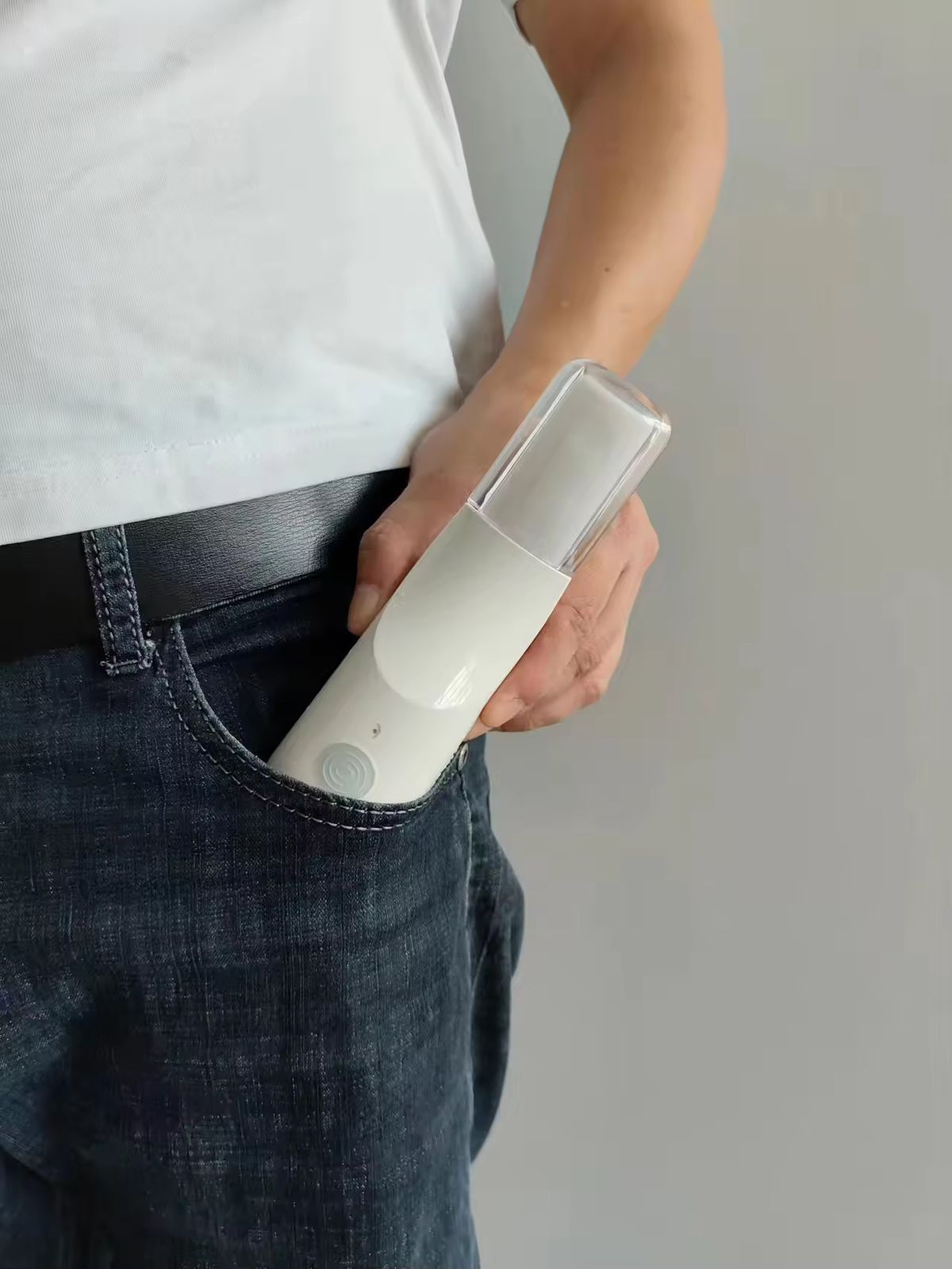 Olmecs Portable Rechargeable Travel Bidet