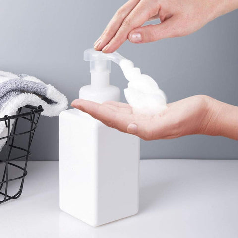 Willow 450ml Refillable Plastic Empty Lotion Soap Dispenser Liquid Container for Shampoo or Body Wash (144 Pcs / Ctn)