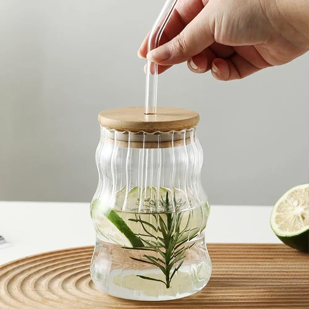 Liying 1Pcs Glass Cups with Bamboo Lids and Glass Straw 500ML Shaped Cups
