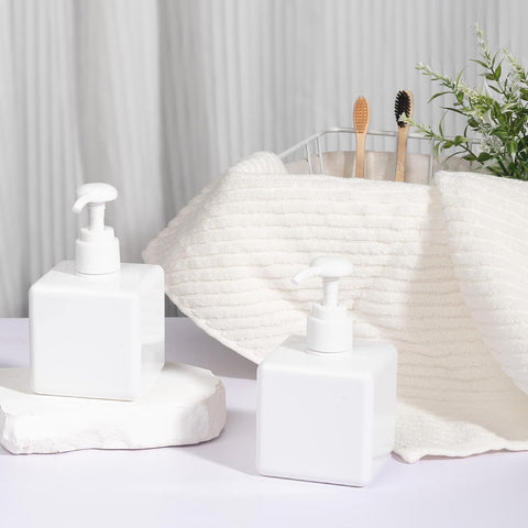 Willow 450ml Refillable Plastic Empty Lotion Soap Dispenser Liquid Container for Shampoo or Body Wash (144 Pcs / Ctn)