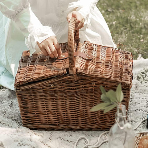 Willow Picnic Baskets for Four-person Large-capacity Outdoor Rattan Picnic Basket with Cutlery