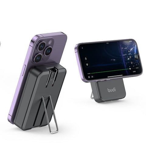 Budi 30W Dual USB-C PD and USB QC Magsafe Wireless Charger