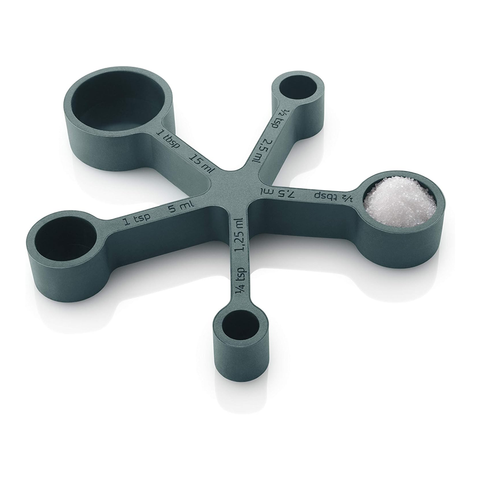 Functional and Flexible Trivet with Built-In Measuring Cups