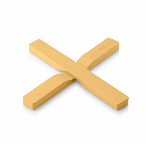 EVA SOLO | 2 Magnetic Trivets | Silicone-Coated Nylon with Built-in Magnets | Dishwasher-Safe | Placed Either Crossways or Divided in 2 | Danish Design