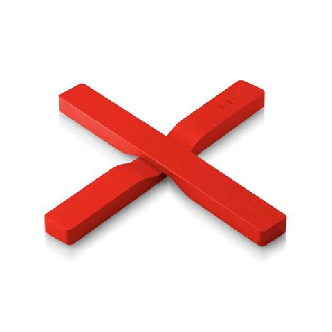 EVA SOLO | 2 Magnetic Trivets | Silicone-Coated Nylon with Built-in Magnets | Dishwasher-Safe | Placed Either Crossways or Divided in 2 | Danish Design