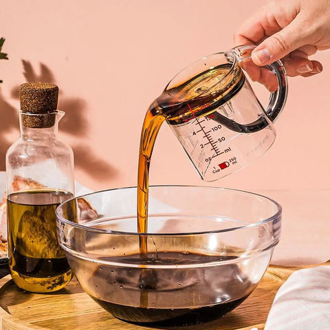 Dreamfarm Upcup Adjustable Measuring Cup