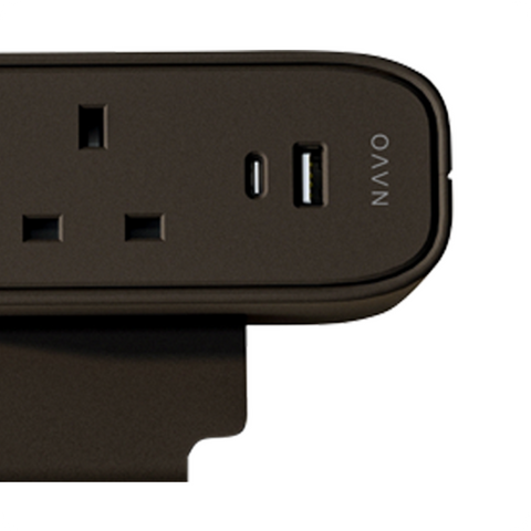 NAVO Desk Hub Pro Simplifying Connections