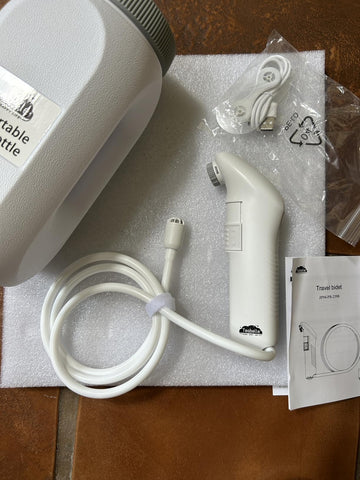 Teabelle Portable High Pressure Electric Bidet with 2.5L Water Bottle