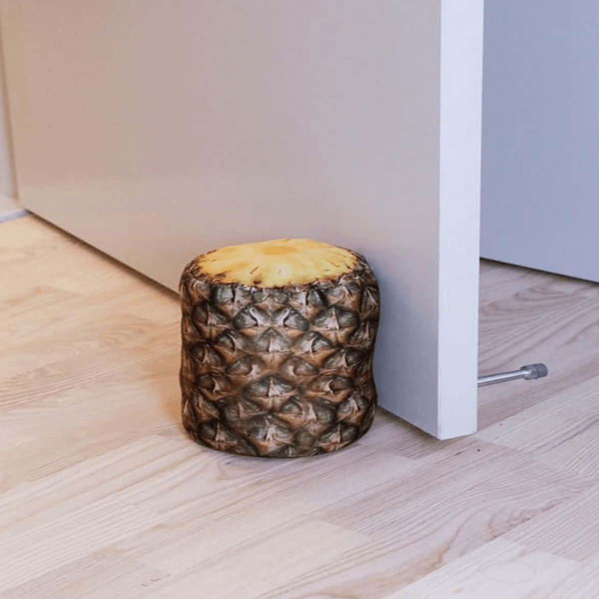 Pineapple Door Stopper, Yellow/Brown - Kikkerland