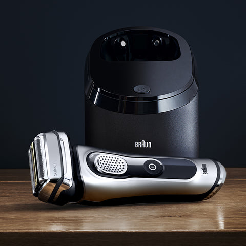 Braun Series 9 9290cc Wet & Dry shaver with Clean & Charge station and travel case, silver.