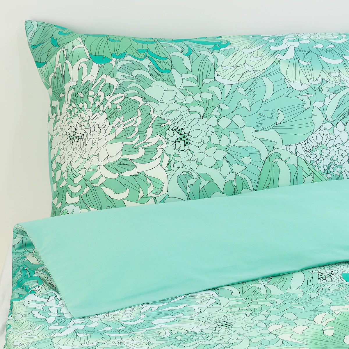 Quilt cover and 2 pillowcases, green, floral patterned, 240x220/50x80 cm - SPJUTMÅLLA